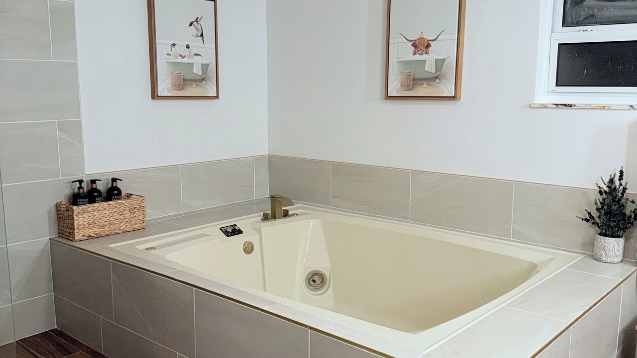 Photo of Bathroom in Sunrise