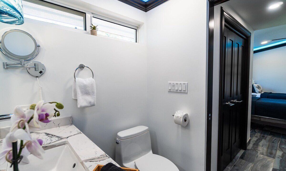 Photo of Bathroom in Marathon