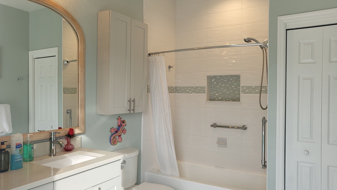 Photo of Bathroom in Bokeelia