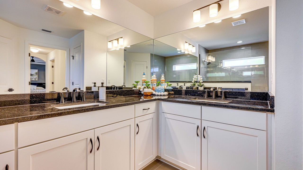 Photo of Bathroom in Palm Harbor