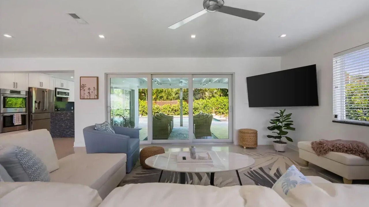 Photo of Others in Island Estates