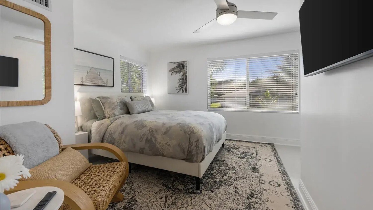 Photo of Bedroom in Island Estates