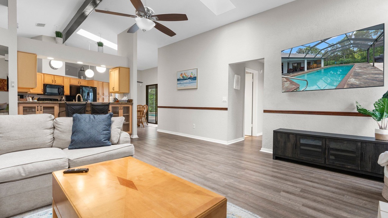 Photo of Livingroom in Spring Hill