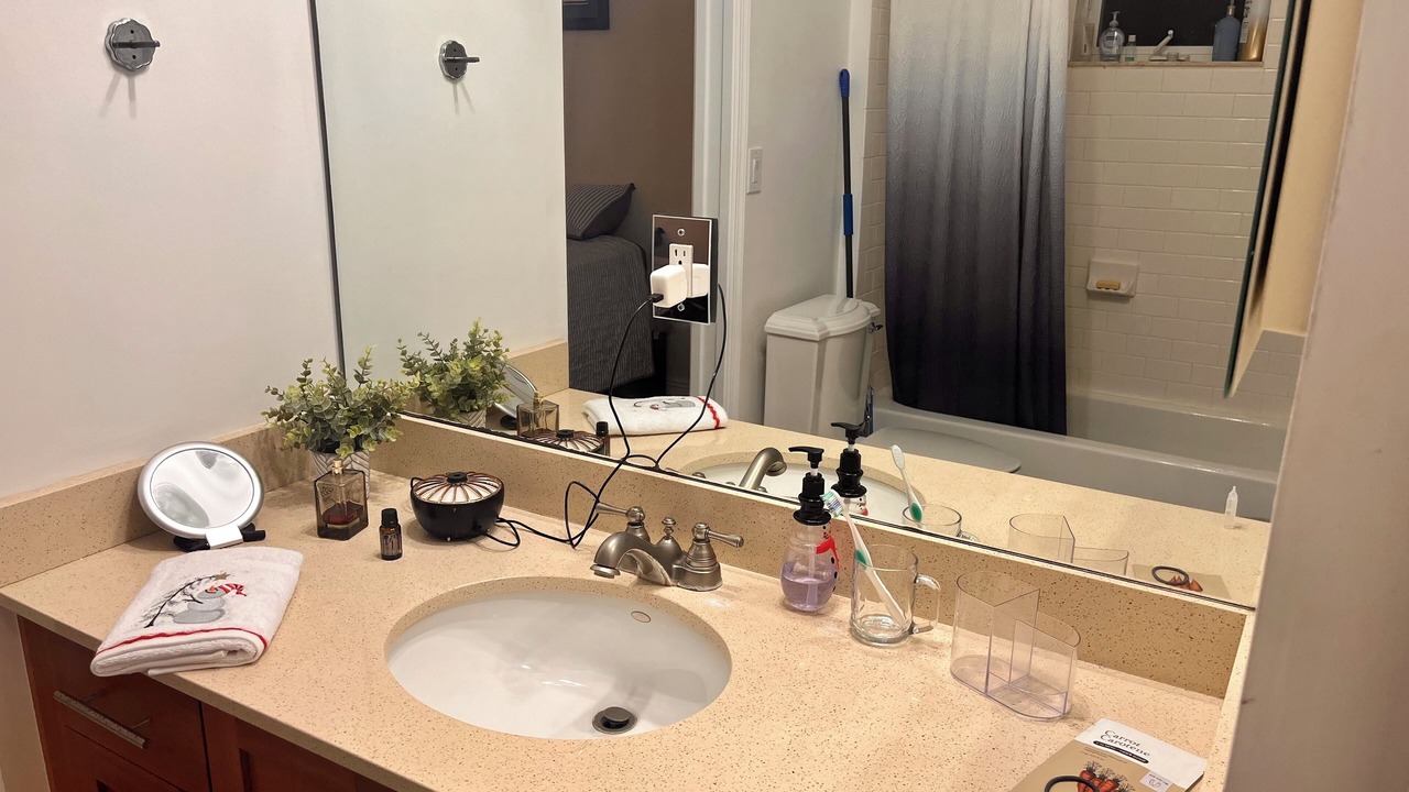 Photo of Bathroom in Riverside Park