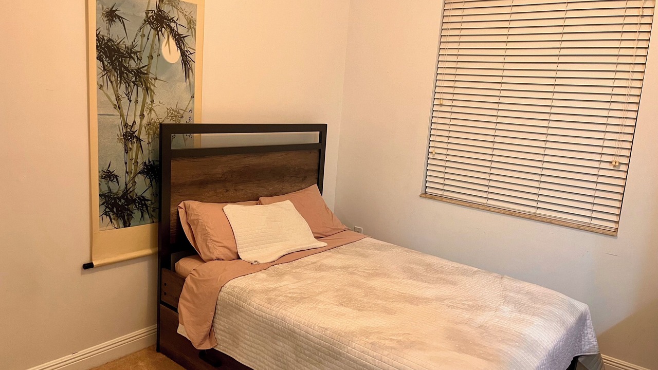 Photo of Bedroom in Riverside Park