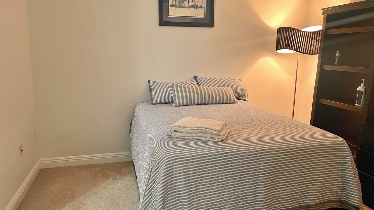 Photo of Bedroom in Riverside Park