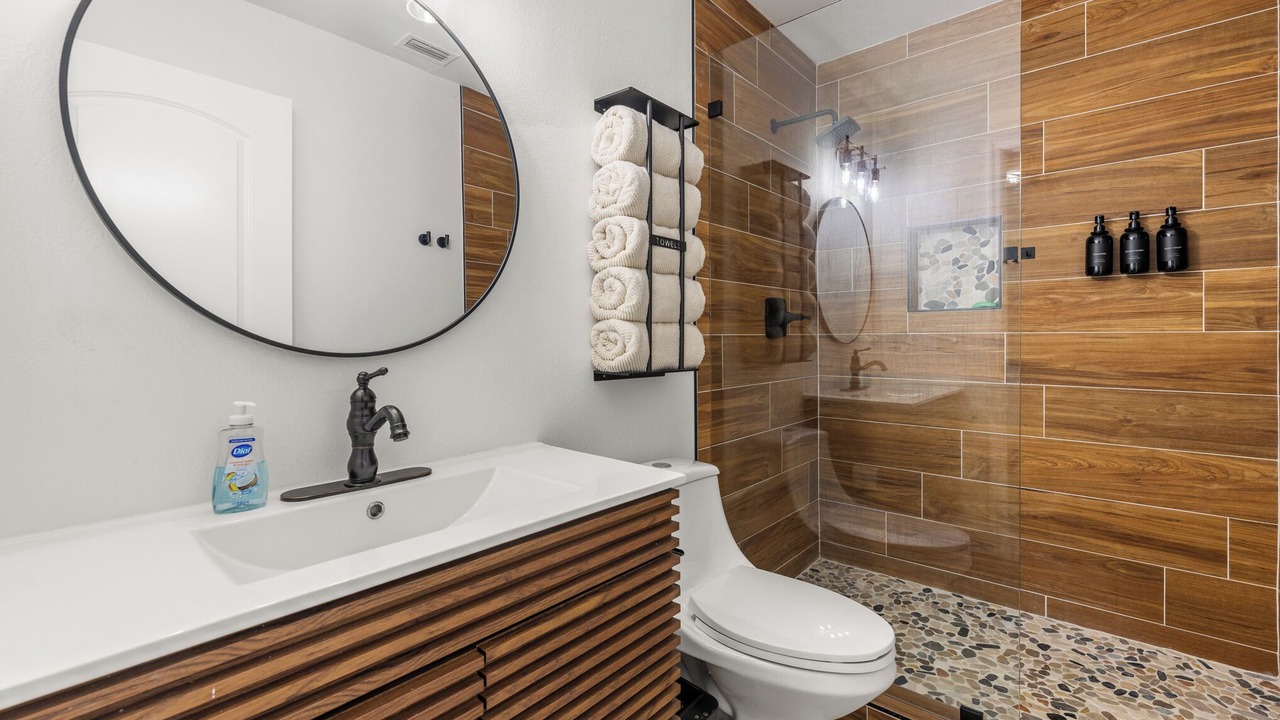 Photo of Bathroom in Alva