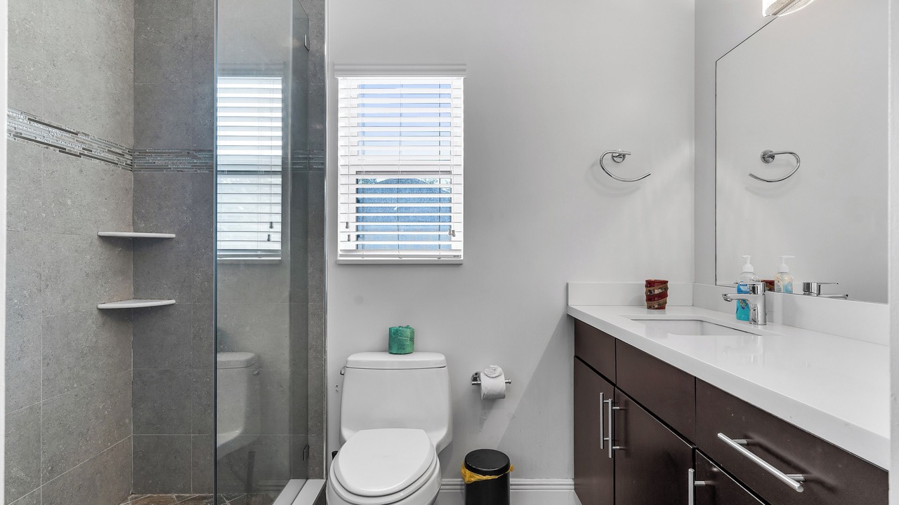 Photo of Bathroom in Croissant Park