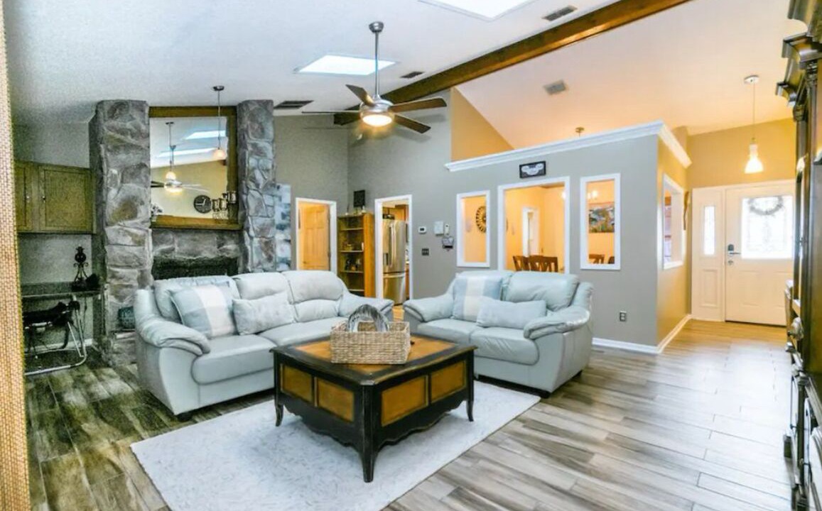 Photo of Livingroom in Arlington