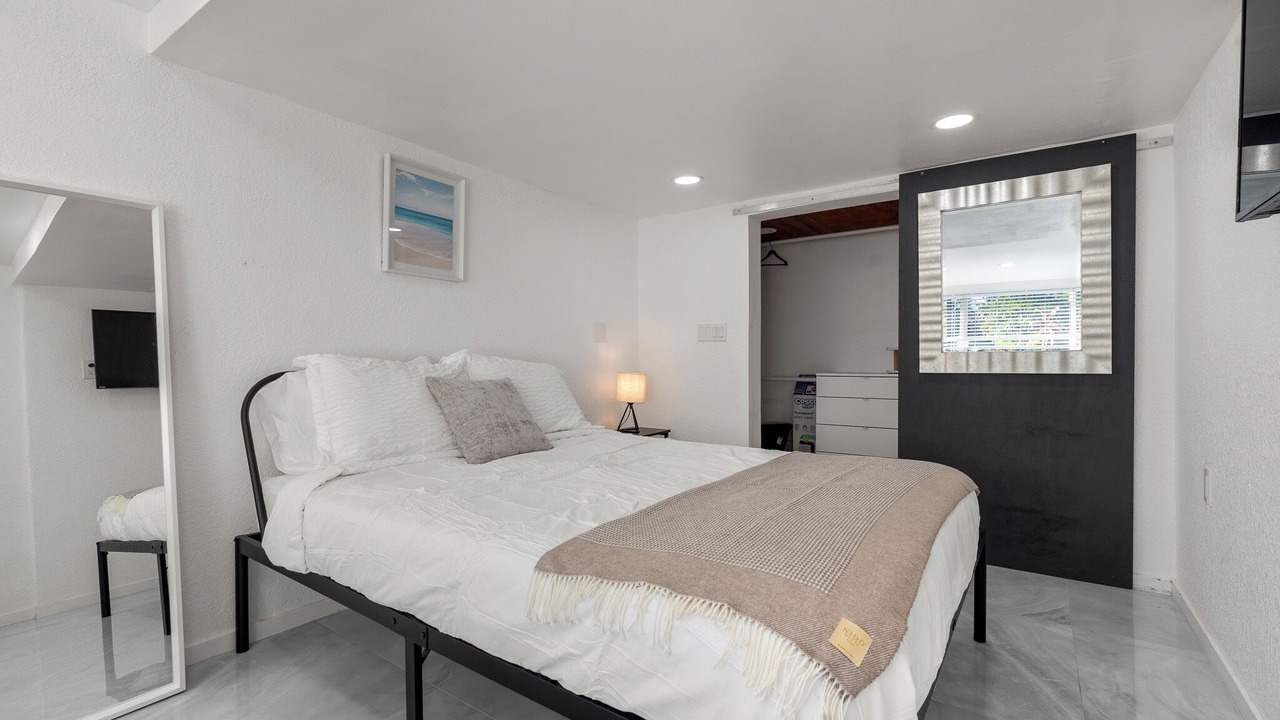 Photo of Bedroom in Edgewood