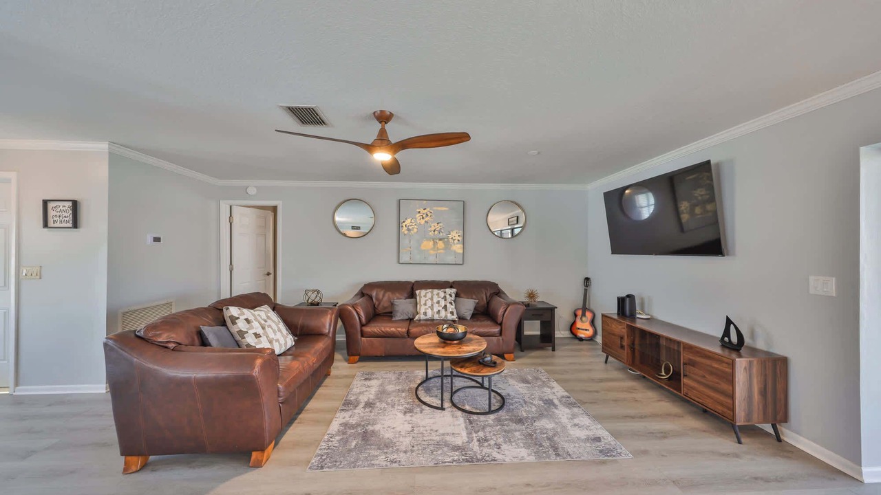 Photo of Livingroom in Apollo Beach