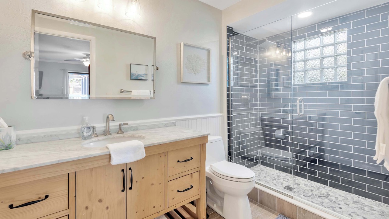 Photo of Bathroom in Apollo Beach