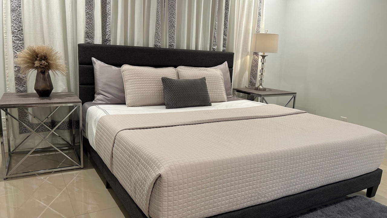 Photo of Bedroom in Deerfield Beach