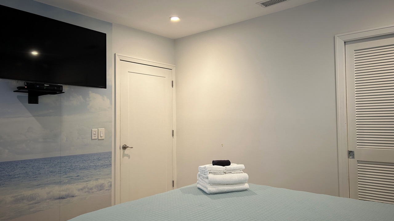 Photo of Bedroom in Deerfield Beach