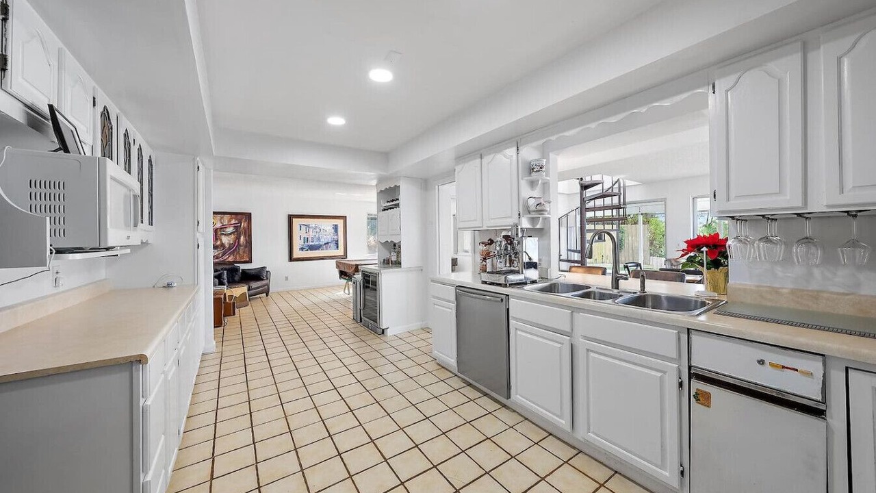 Photo of Kitchen in Lake Ida Shores