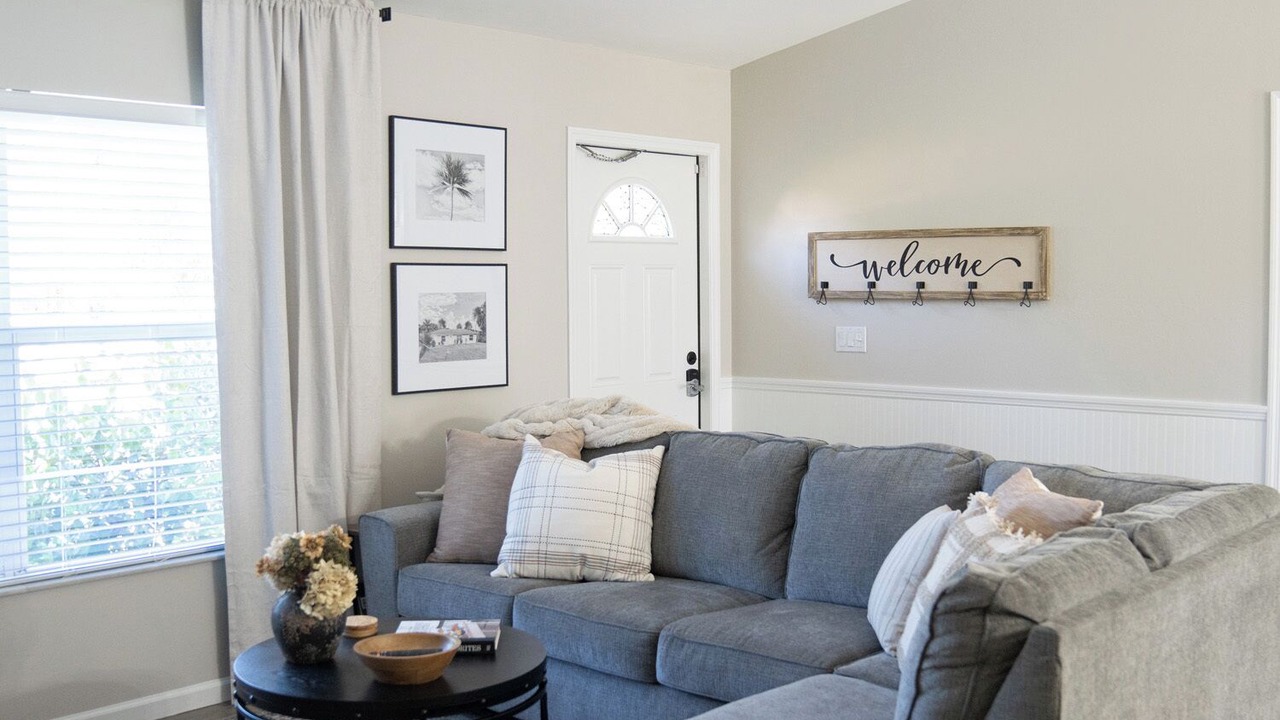 Photo of Livingroom in Fort Myers