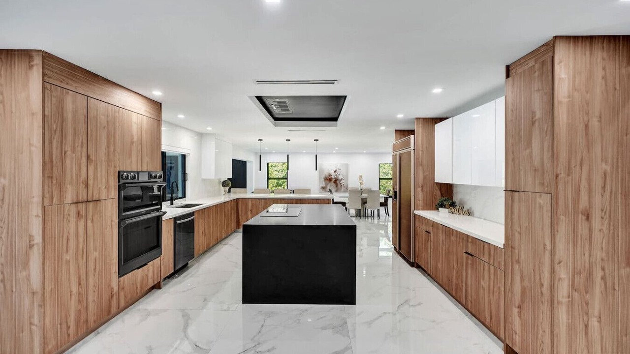 Photo of Kitchen in Kendale Lakes
