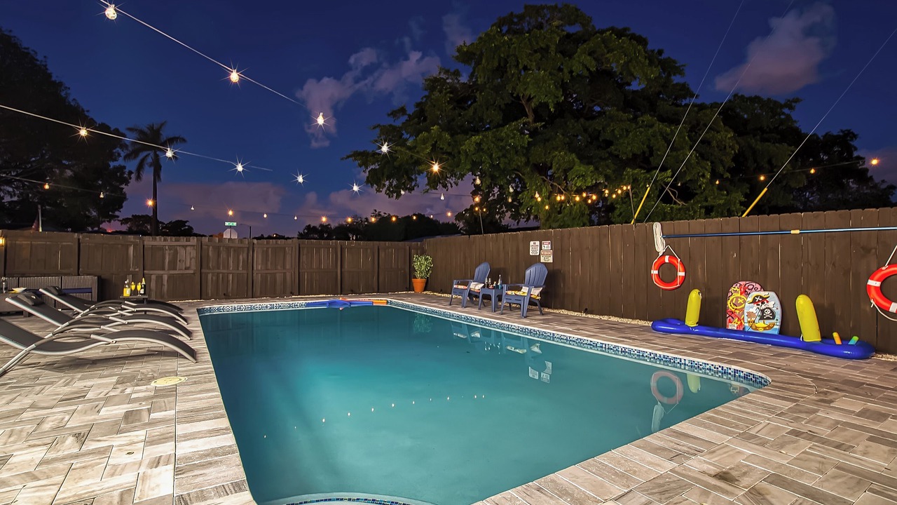 Photo of Outdoor in Sunset
