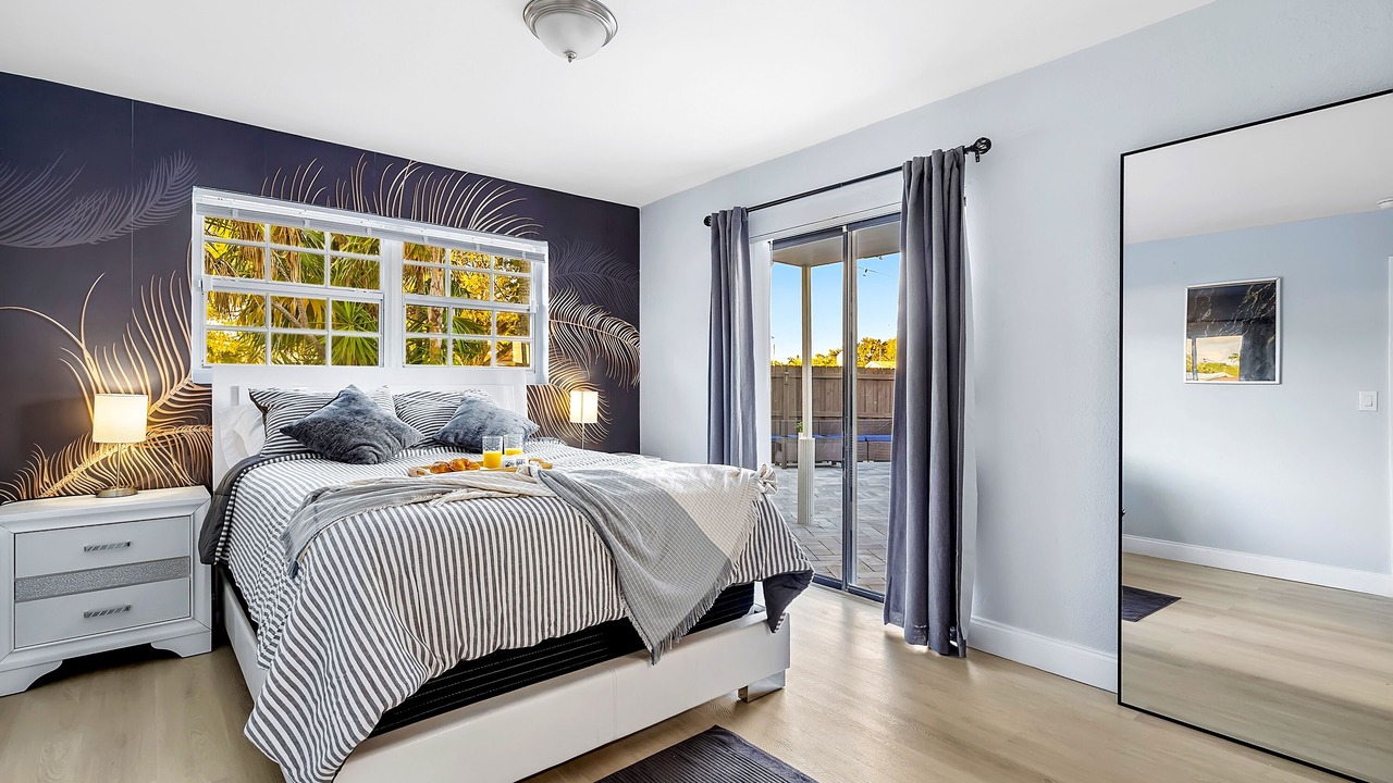 Photo of Bedroom in Sunset