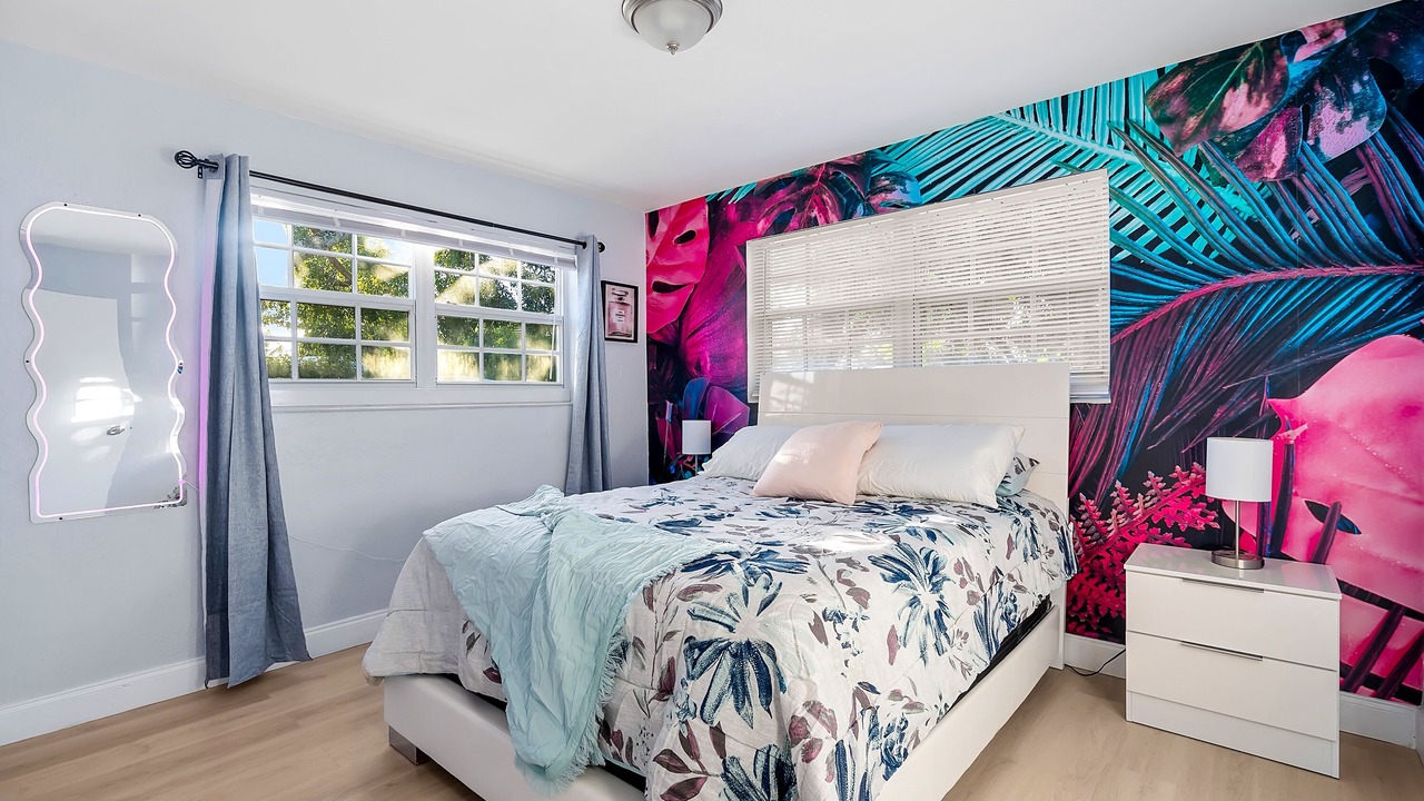 Photo of Bedroom in Sunset