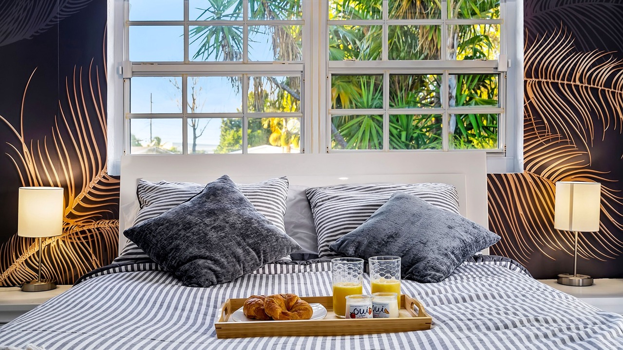 Photo of Bedroom in Sunset