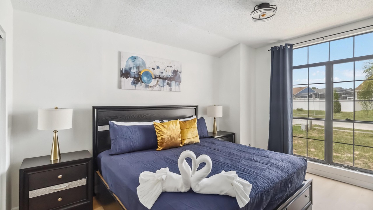 Photo of Bedroom in Lake Davenport Estates