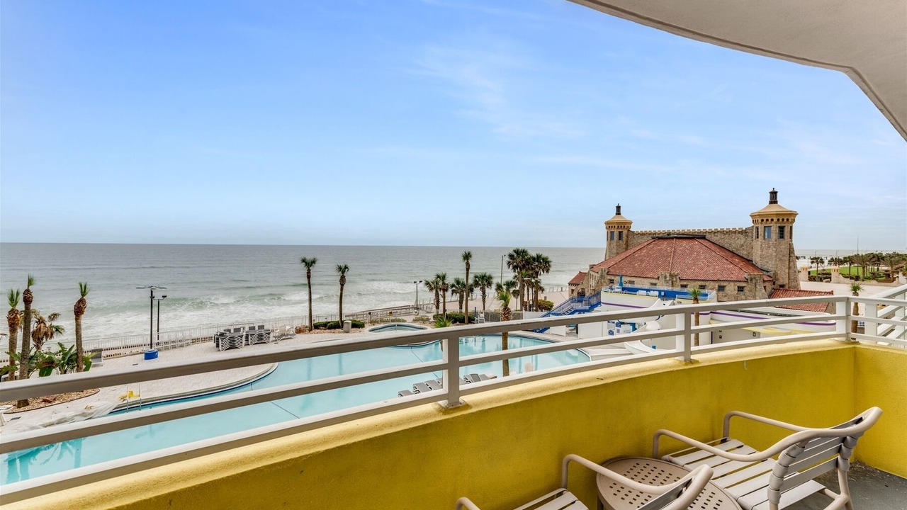 Photo of Patio Balcony in Brush - Stewarts