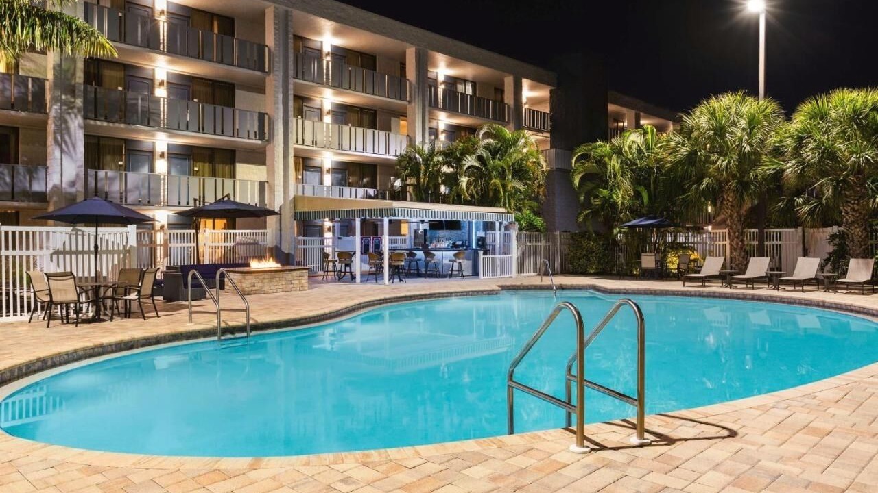 Photo of Outdoor in Gulf Gate Estates