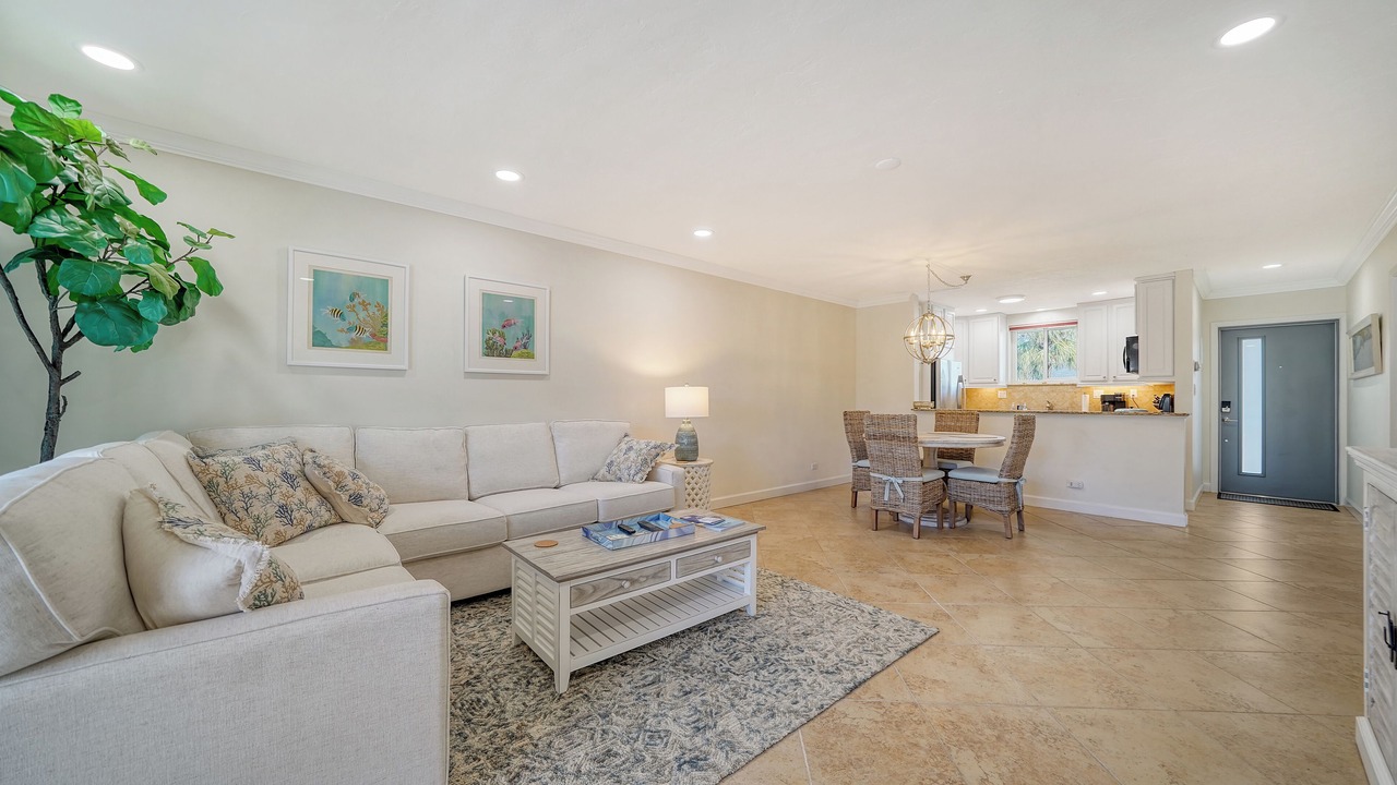 Photo of Livingroom in Saint Armands Key