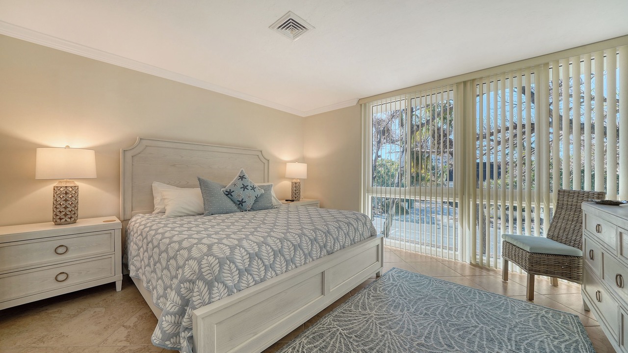 Photo of Bedroom in Saint Armands Key