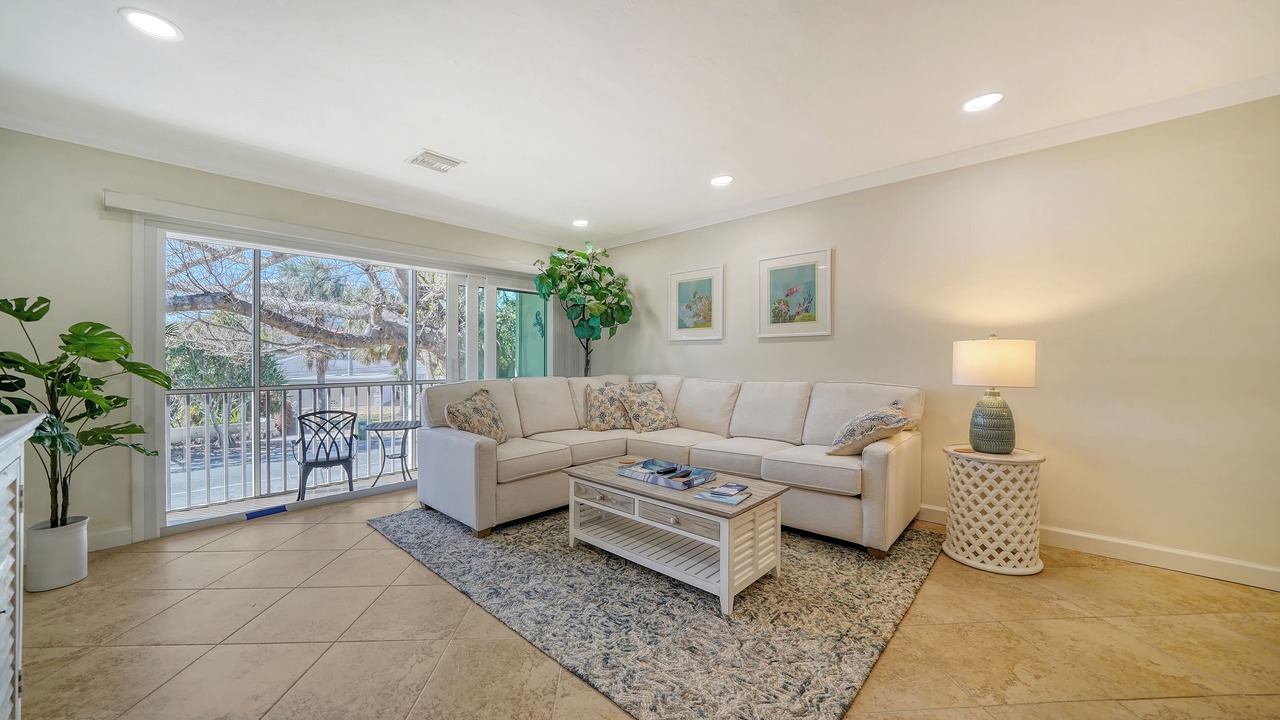 Photo of Livingroom in Saint Armands Key