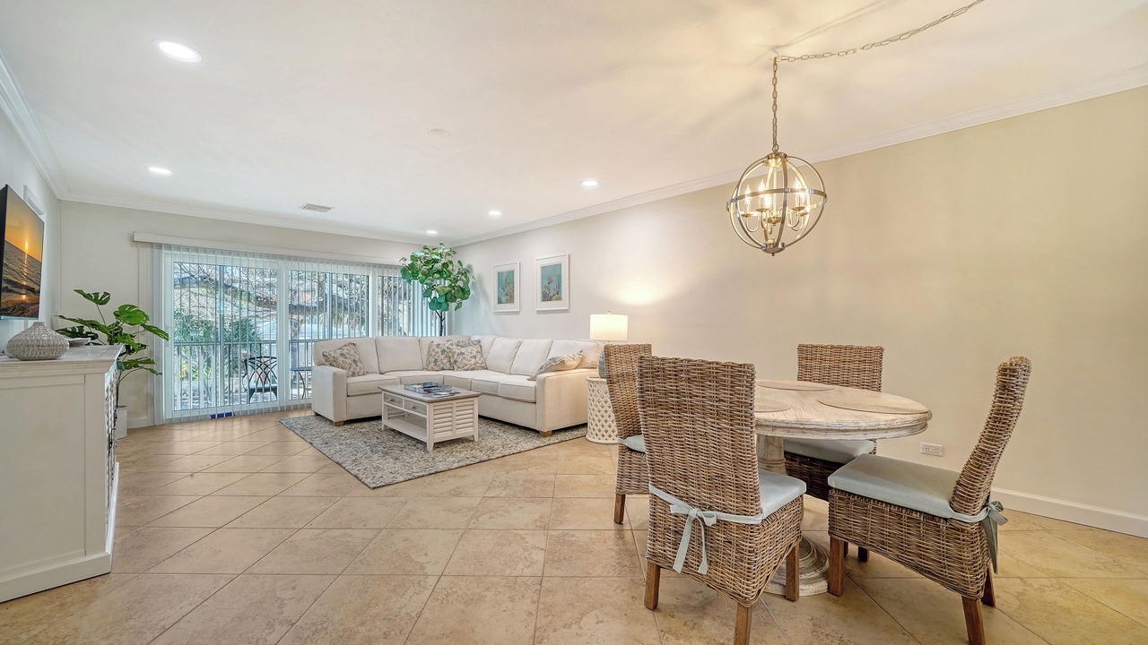 Photo of Livingroom in Saint Armands Key