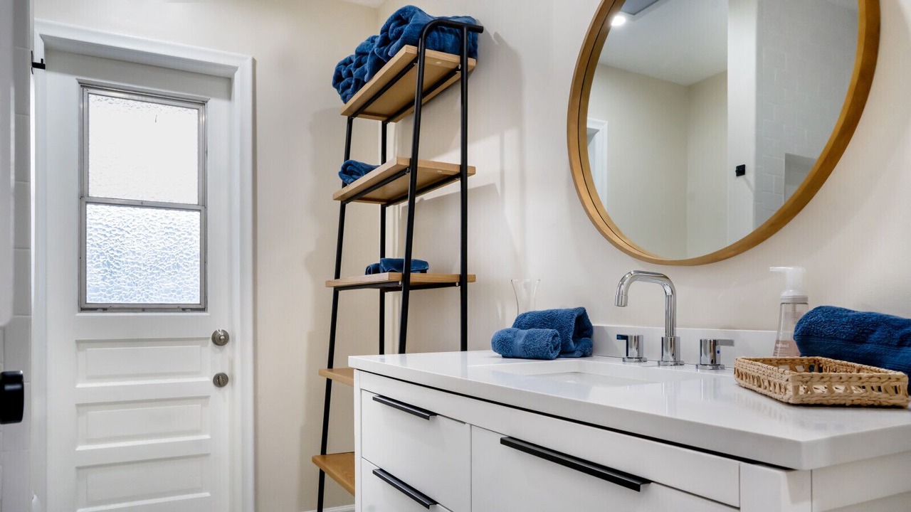 Photo of Bathroom in Lake Ida Shores