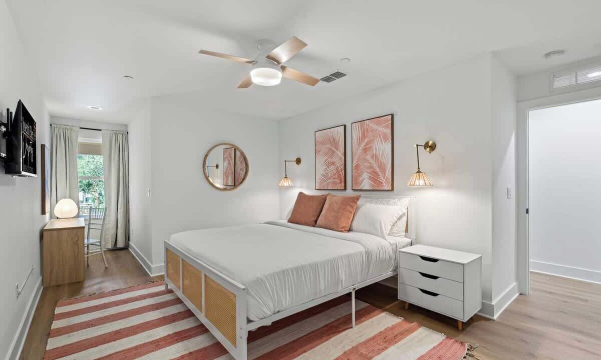 Photo of Bedroom in Jacksonville Beach