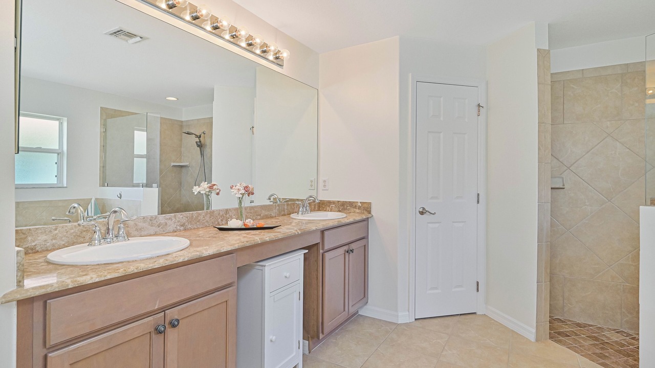 Photo of Bathroom in Estero