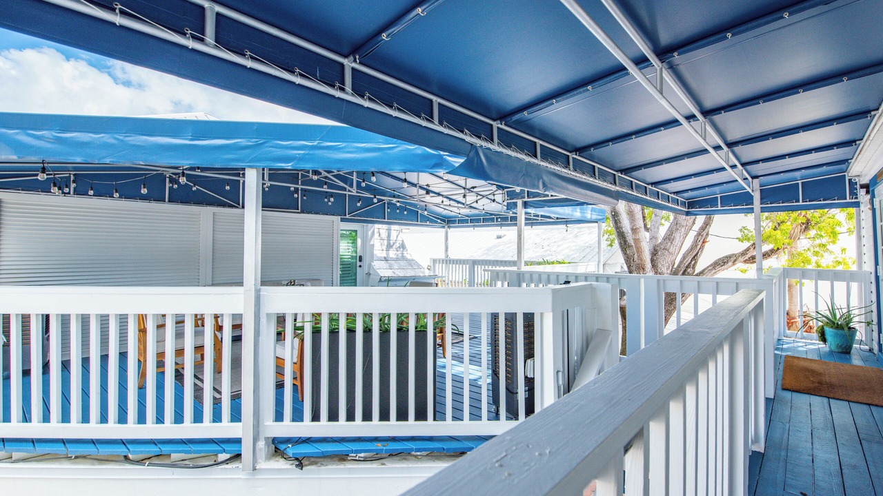 Photo of Patio Balcony in Historic Seaport