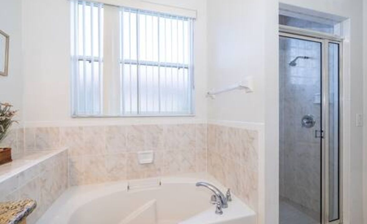 Photo of Bathroom in Seasons