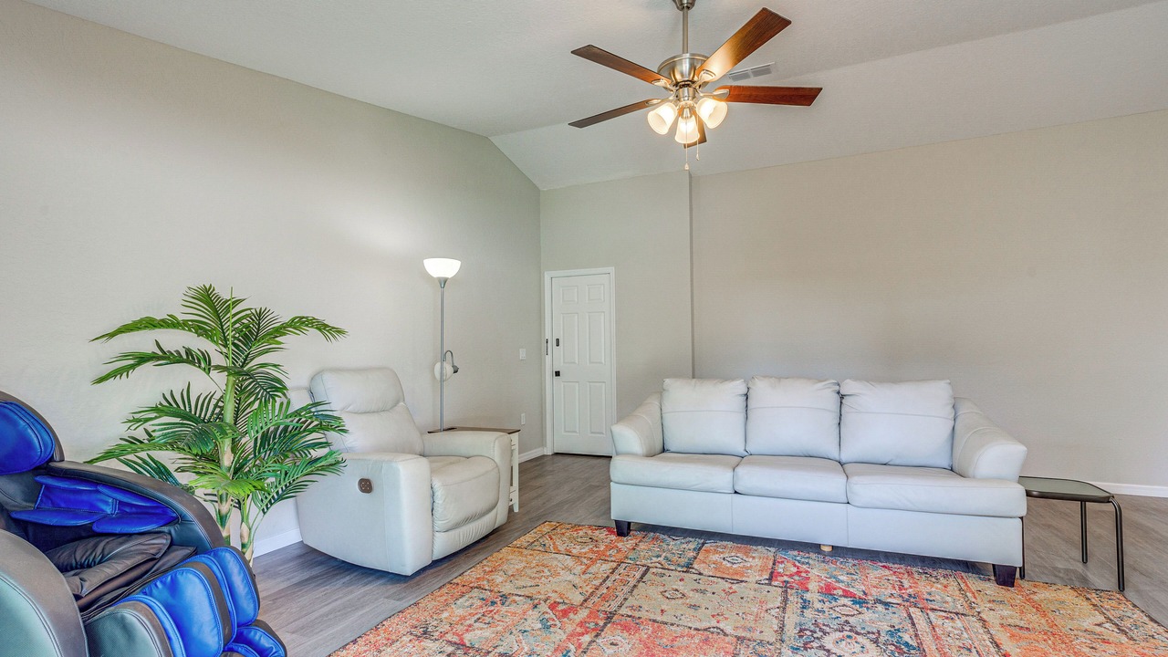 Photo of Bedroom in Dunnellon