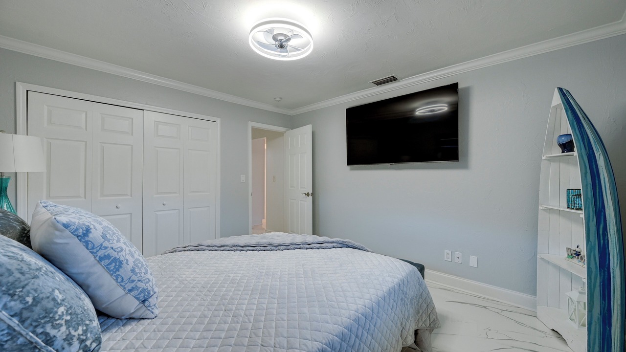 Photo of Bedroom in Palm River Estates