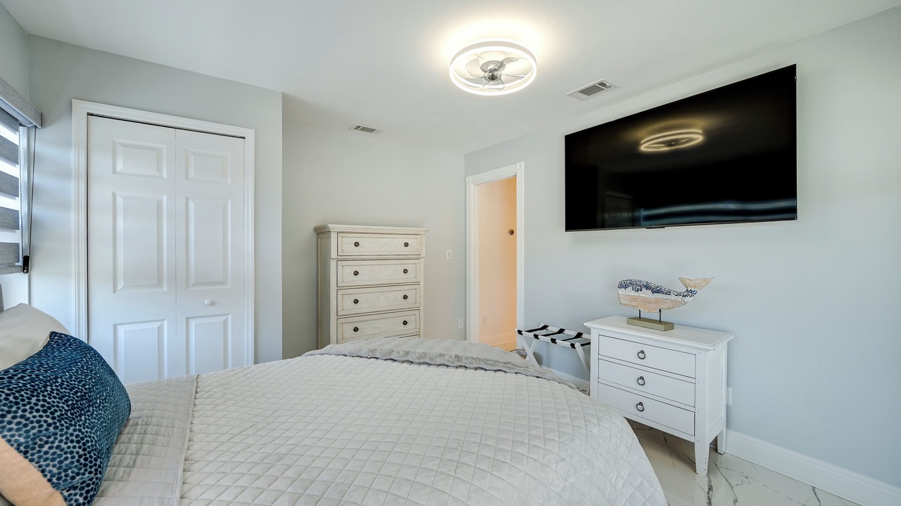 Photo of Bedroom in Palm River Estates