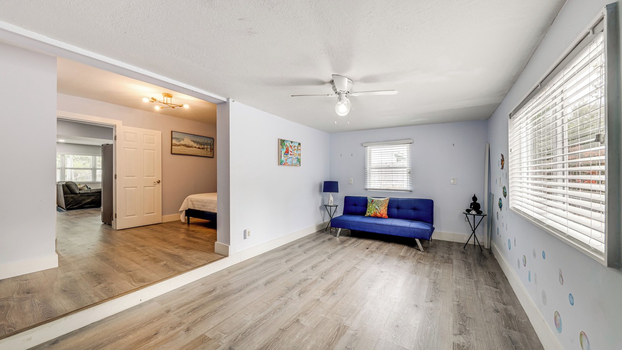 Photo of Bedroom in Lantana