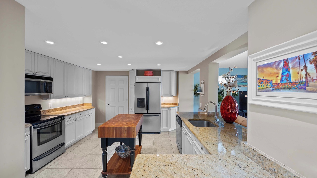 Photo of Kitchen in Vanderbilt Beach