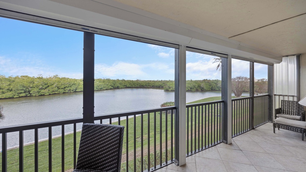 Photo of Outdoor in Vanderbilt Beach