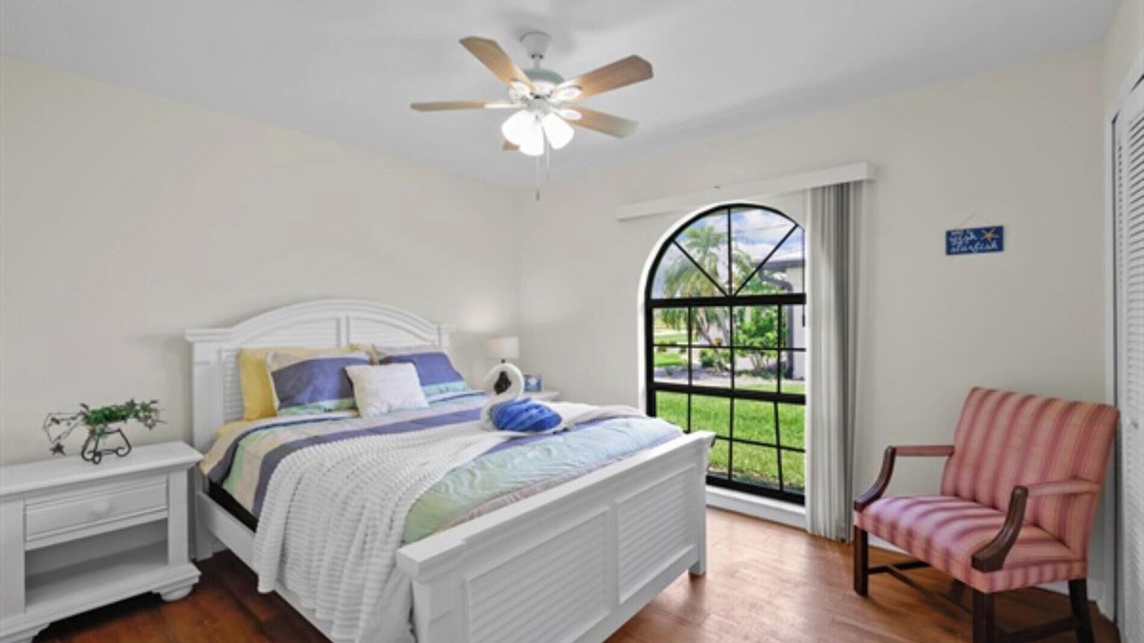 Photo of Bedroom in Eight Lakes