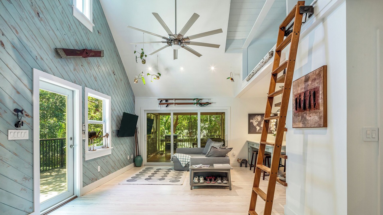Photo of Livingroom in Little Torch Key
