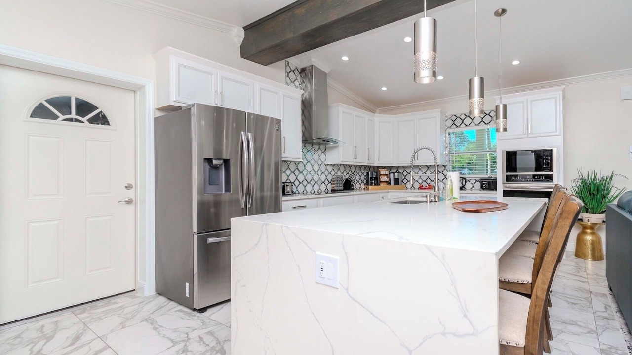 Photo of Kitchen in Bayshore Gardens