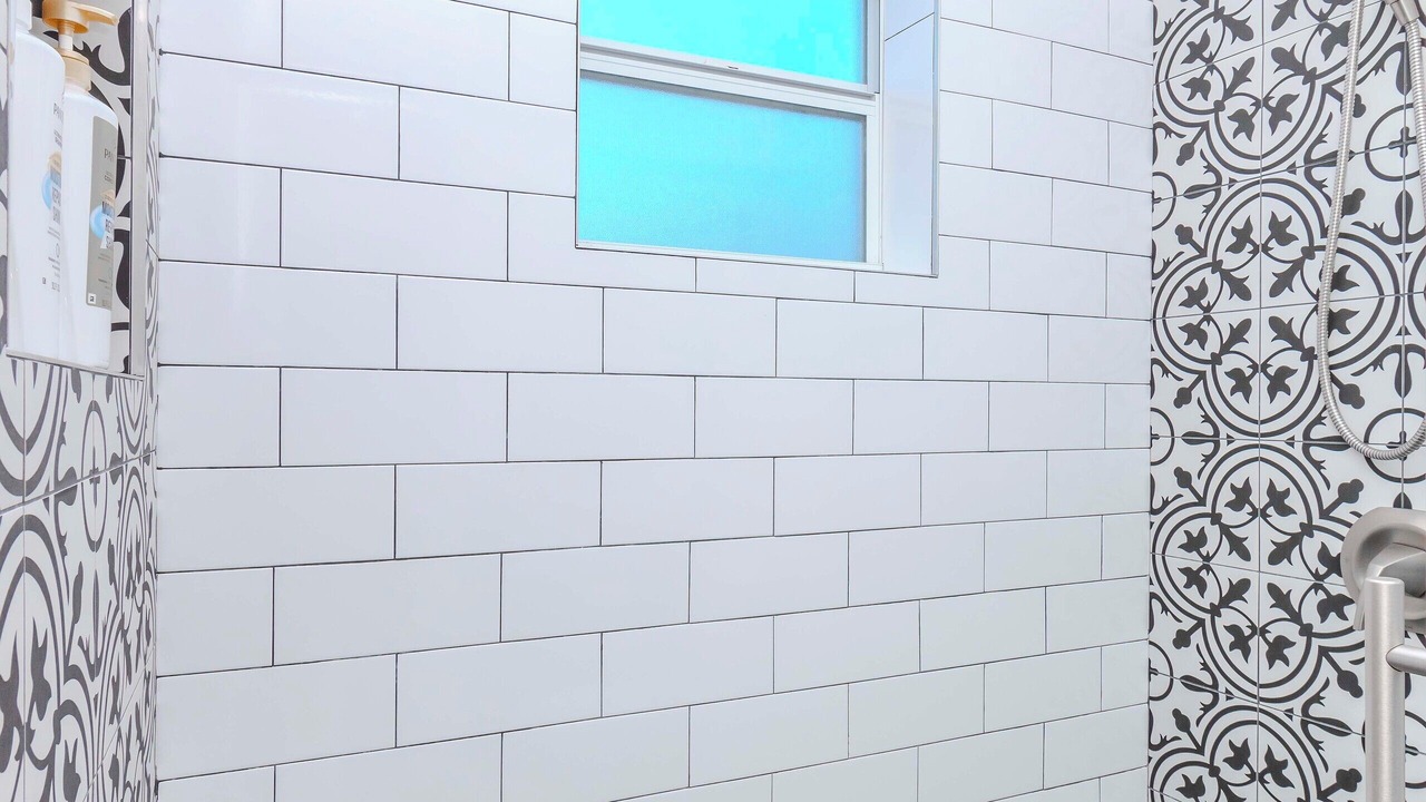 Photo of Bathroom in Bayshore Gardens