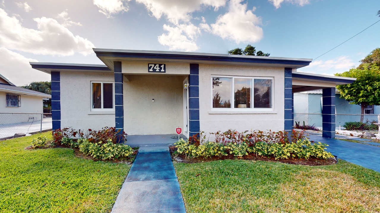 Photo of Outdoor in Riviera Beach
