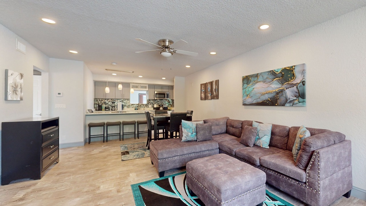 Photo of Livingroom in Riviera Beach
