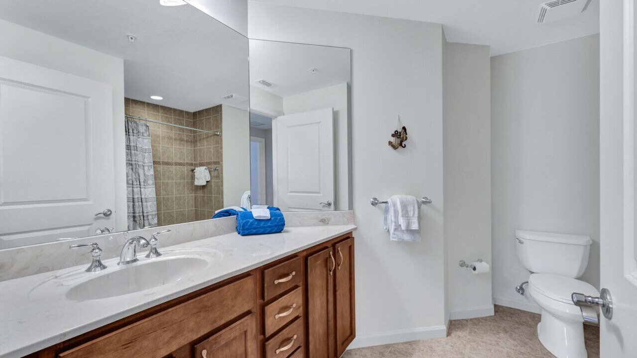 Photo of Bathroom in Cape Harbour